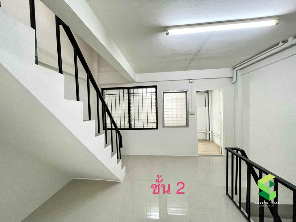 ชั้น 2