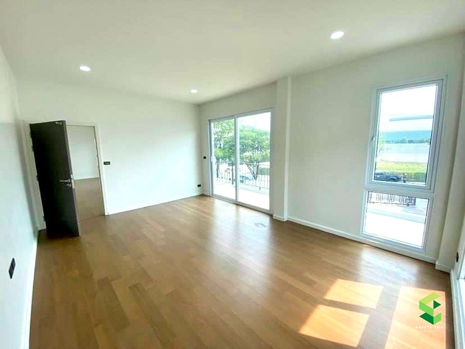 ด้านในห้องชั้น2
